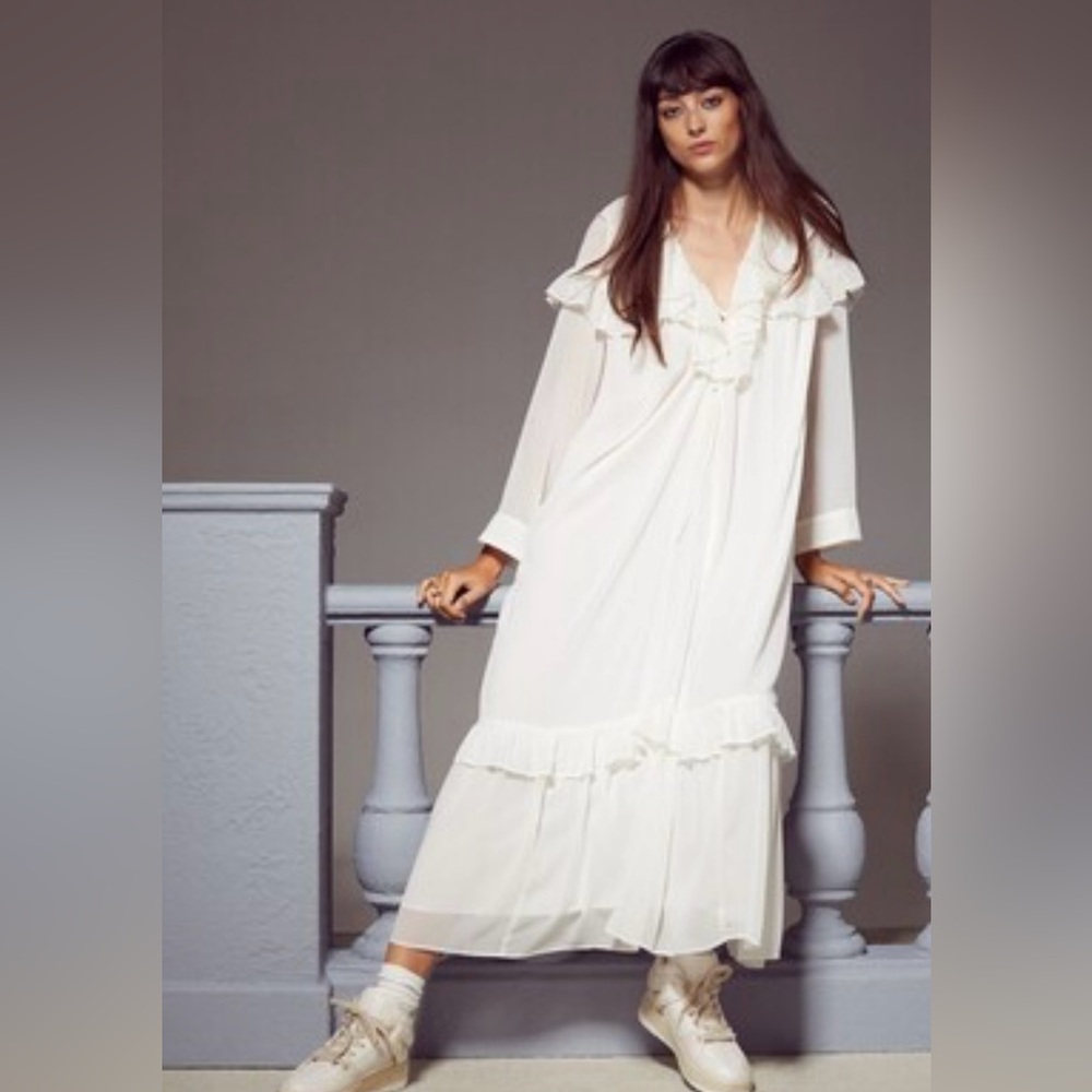 Flounced Chiffon Dress - V-neck - Long sleeve - White - Ladies - Doen vibe